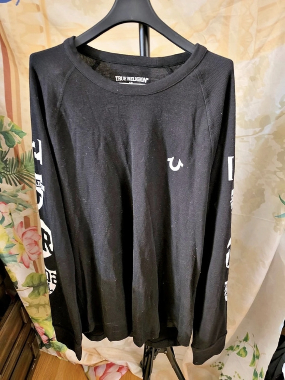 True Religion Long Sleeve Graphic Tee Men's Graphic Long Sleeve Tee XXL NWT